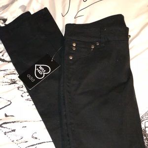 Black skinny leg pants